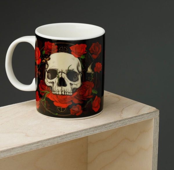 Skulls & Roses Porcelain Mug (9.5cm) (Black/Red/Bone) - Image 3