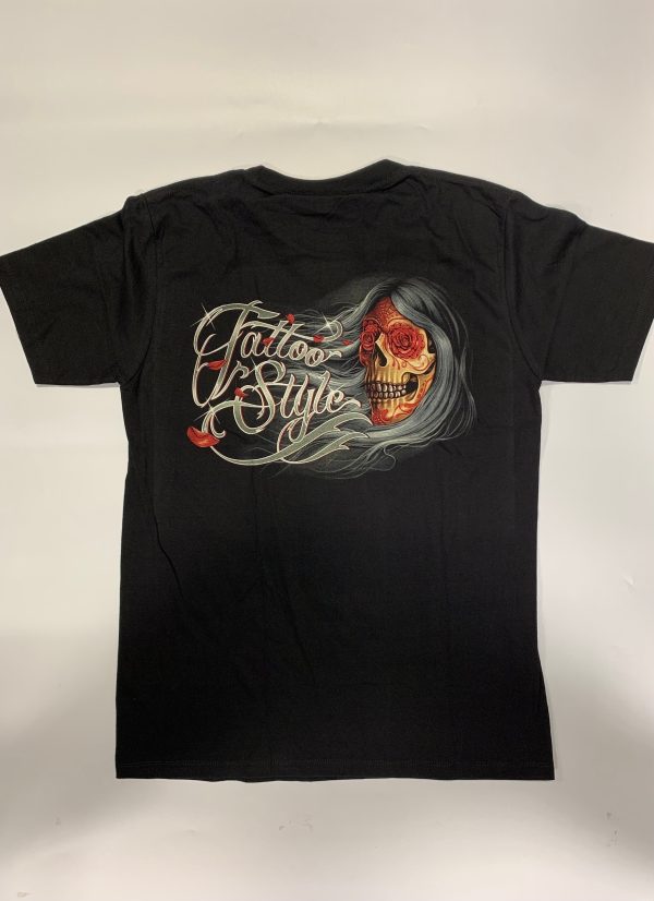 Gothic Designs Lady With Tattoos And Roses Beauty And The Mirror T-shirt (Double Side) - Image 2