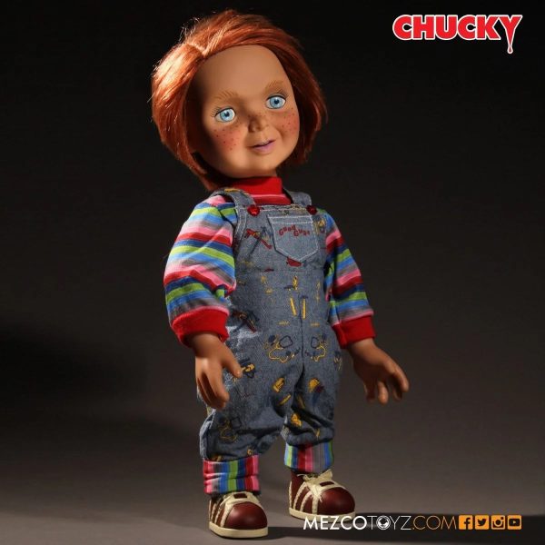 Chucky© MEZCO© Good Guys Happy Face 15″ Mega Scale Talking Chucky Doll (15 Inches) - Image 3