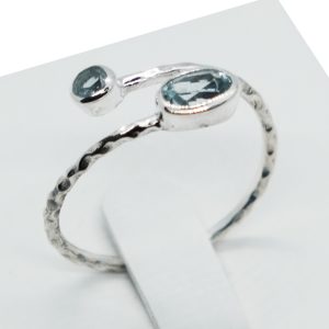 Silver Ring Twist Cut Topaz (One Size)