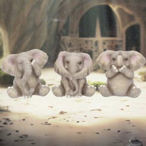Nemesis Now© Three Baby Elephants Ornament (8cm)