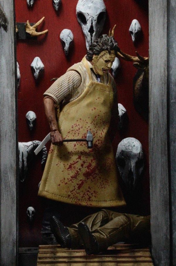 NECA© Texas Chainsaw Massacre Ultimate Leatherface 7 Inch Figure - Image 4