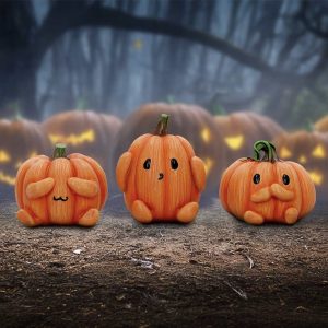 Nemesis Now© Three Wise Pumpkins Ornament (8cm)