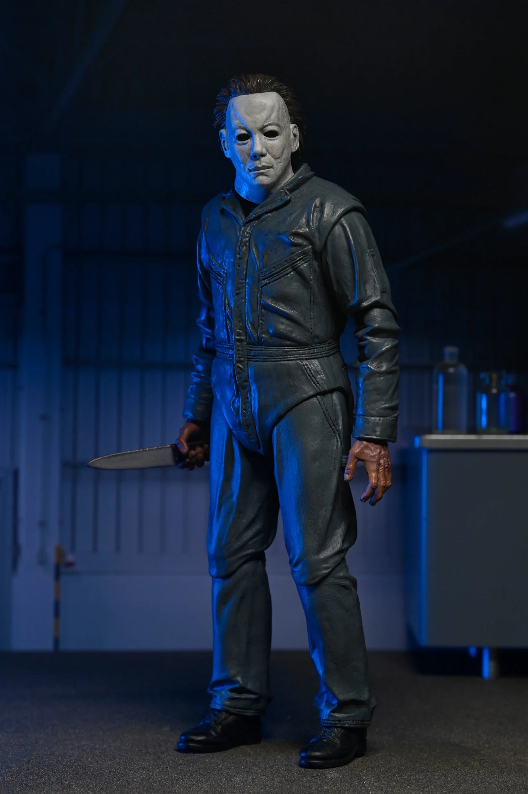 NECA© Halloween 6: The Curse of Michael Myers Scale Ultimate Action Figure (7") - Image 4